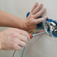 reparaciones eléctricas